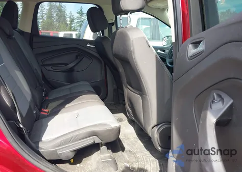 2013 Ford Escape Se z USA, uszkodzony, nr VIN 1FMCU0GX6DUD18395